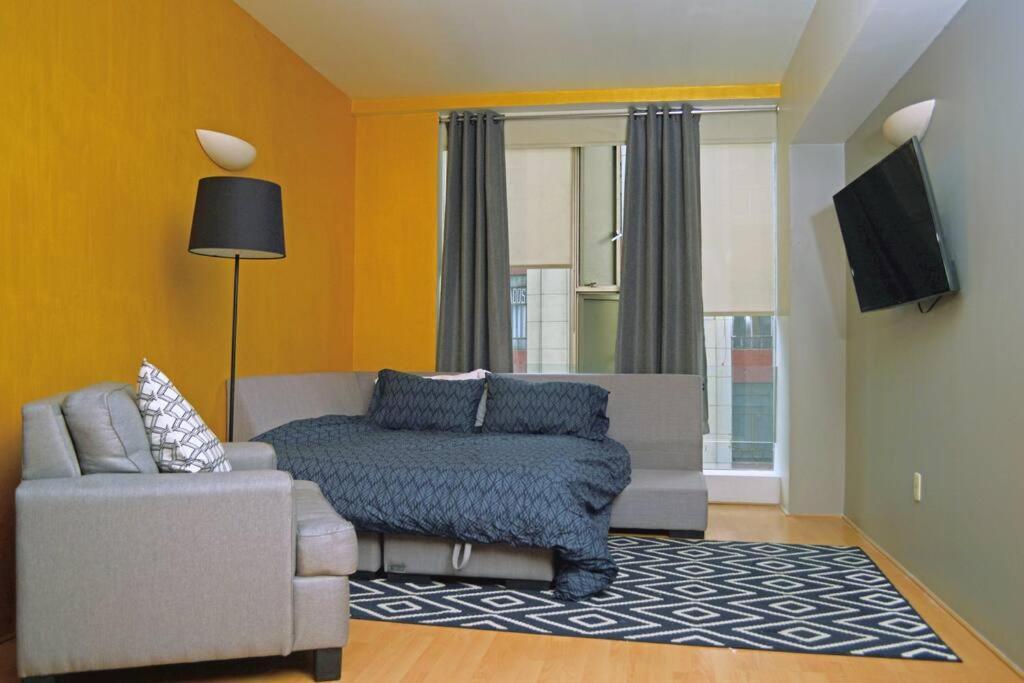 Ac Historic Center 2 Bedroom Cozy *